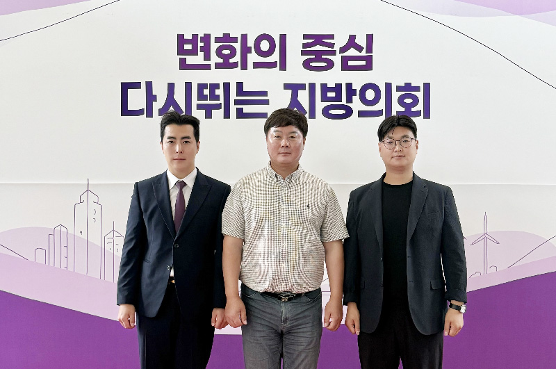 이용성·윤한웅·안태호 국민의힘 안성시의원 당선인 <br>“민주당, 4년 전엔 규탄하더니 이제 와 독식하나”