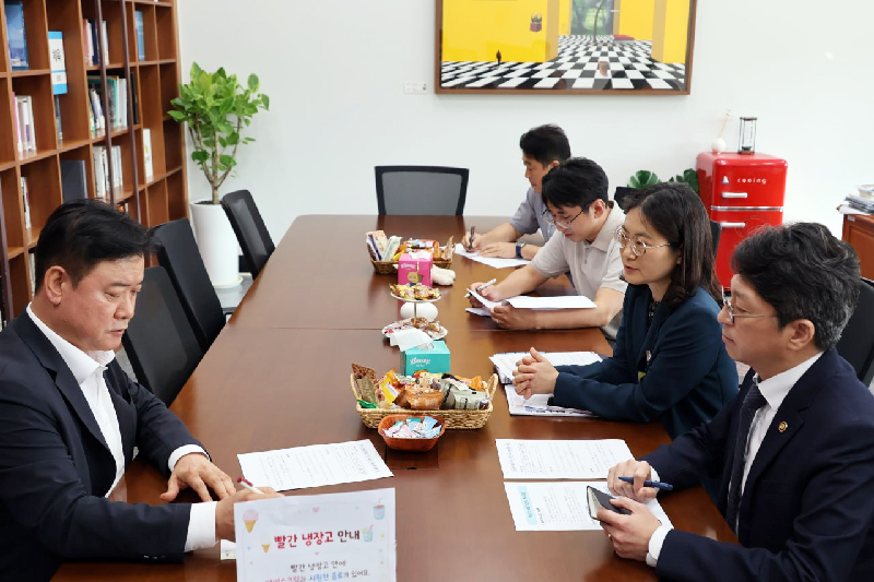 윤종군 의원, 국토부 차관 만나 <br>‘안성 3대 교통현안’ 교통현안 관철 나서