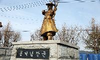 서자(庶子) 홍계남에게 내린 벼슬은 <br>의병(義兵)이 아니면 지탱할 수 없었기 때문이었다