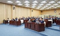 제9대 안성시의회 첫 집행부 안건 심사.. <br>안성문화관광재단, 논란 끝에 표결로 가결